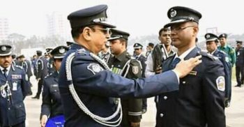 কুয়াকাটার কৃতি সন্তান জাহাঙ্গীর আলম দক্ষতার স্বীকৃতি স্বরূপ ‘আইজি ব্যাজ’ পেলেন