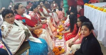 ব‌রিশা‌লে পিতা-মাতার চরণ সেবা