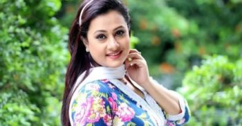 ওমরাহ হজে যাচ্ছেন চিত্রনায়িকা পূর্ণিমা