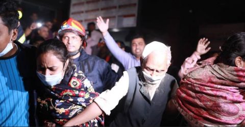 রাজধানীর ধানমন্ডি পপুলার ডায়াগনস্টিক সেন্টারে অগ্নিকান্ড