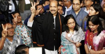 রোদ আছে, ভোট কেন্দ্রে আসুন ভিটামিন ডি পাবেন: মেয়র প্রার্থী আতিকুল ইসলাম
