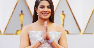 মেট্রিক্স ফোর’-এ প্রিয়াঙ্কা চোপড়া