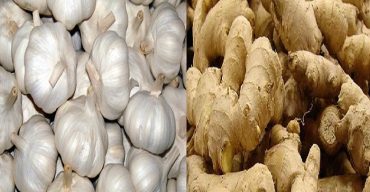 এবার বাড়ছে রসুন আদার দাম: প্রতিকেজি ২০ থেকে ৩০ টাকা বেশিতে বিক্রি হচ্ছে