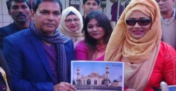 দেড় কোটি টাকা ব্যয়ে মসজিদ নির্মাণ করছেন চিত্রনায়িকা রোজিনা