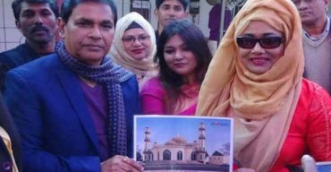 দেড় কোটি টাকা ব্যয়ে মসজিদ নির্মাণ করছেন চিত্রনায়িকা রোজিনা