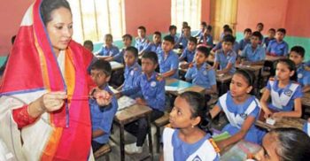 বেতন বাড়লেও অসন্তোষ প্রাথমিকের শিক্ষকদের