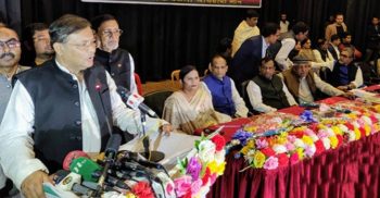 বিএনপির হামলার শঙ্কায় ভোটার আসেনি : তথ্যমন্ত্রী