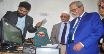 আমি সন্তুষ্ট, ভোট দেওয়ার পর সিইসি