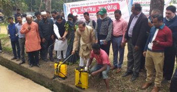 মৌলভীবাজারে মশার বংশ বিস্তার রুধে লার্ভা ধ্বংসের কর্মসূচির উদ্বোধন