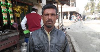 রাঙ্গাবালীতে রাহাত হাওলাদারের নিহতর ঘটনায় বাবা পথে পথে ঘুরছে