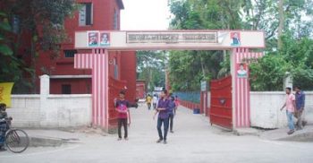 বরিশালে এলএলবি পরীক্ষায় ৬ জন বহিষ্কার