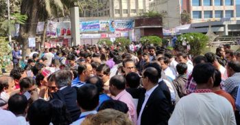 ঢাকা সাংবাদিক ইউনিয়নের ভোটগ্রহণ চলছে