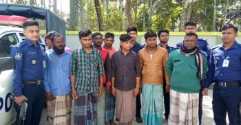 সেন্টমার্টিনে ট্রলার ডুবির ঘটনায় গ্রেফতার-৮ দালাল