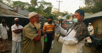 বাউফলে করোনা প্রতিরোধে পটুয়াখালী জেলা পরিষদের প্রচারনা, মাস্ক ও লিফলেট বিতরন