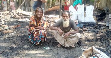 আমরা কই যামু, কি খামু দশমিনায় কে থাকতে দিবে