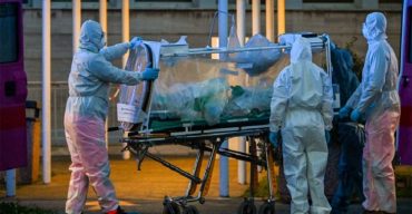 ইতালিতে মৃত্যুর মিছিল থামছেই না, একদিনে আরও ৭৫৬