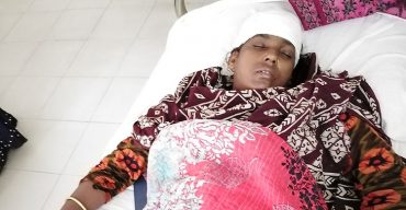 আত্রাইয়ে ডোবায় হাঁস ছেড়ে দেওয়ায় মারপিট-আহত ১