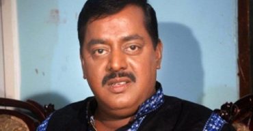 হোম কোয়ারেন্টাইনে অভিনেতা মনোয়ার হোসেন ডিপজল