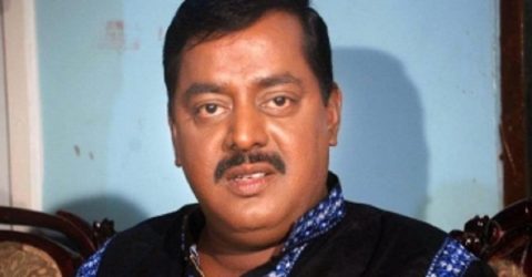 হোম কোয়ারেন্টাইনে অভিনেতা মনোয়ার হোসেন ডিপজল