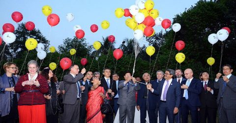 বর্ণাঢ্য আয়োজনে মুজিববর্ষকে স্বাগত জানালেন কূটনীতিকরা