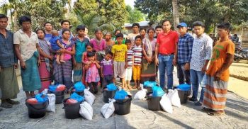 লামায় অগ্নিকান্ডে ক্ষতিগ্রস্থ পরিবারের পাশে দাঁড়িয়েছে মন্ত্রীপুত্র উসিং হাই রবিন বাহাদুর