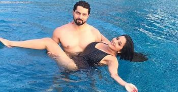 এবার সুইমিংপুলে নেমেই আলোচনায় ‘ঝুমা বৌদি’
