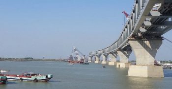 নির্মাণাধীন পদ্মা সেতুর ২৭তম স্প্যান স্থাপিত হলো আজ
