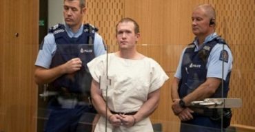 অবশেষে ক্রাইস্টচার্চের মসজিদে হামলাকারীর দোষ স্বীকার