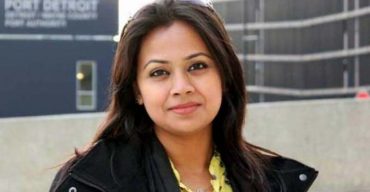 এসি ল্যান্ডকে বৃদ্ধদের কানে ধরিয়ে উঠবস করার ক্ষমতা কে দিয়েছে?