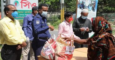খেটে খাওয়া মানুষের মাঝে গরীবের বন্ধু ‘সিও সংস্থা’র ফের খাদ্য সামগ্রী ও নগদ অর্থ বিতরণ