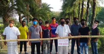 চুয়াডাঙ্গা কুতুবপুর ইউনিয়নের যুবলীগের সিনিয়র সভাপতি মিলনের নেতৃত্বে জীবনা গ্রাম লকডাউন