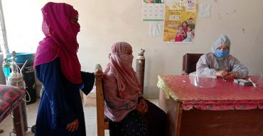 ৯৯৯ এ বাবার ফোন : স্বামীর বাড়ি থেকে মেয়েকে উদ্ধার করেছে পুলিশ