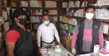 ঝিনাইদহে র‌্যাব-৬ ক্যাম্পের সগযোগিতায় বিপুল পরিমান নকল ঔষধ জব্দ, ২ জনকে জরিমানা