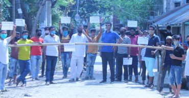 এবার সাংবাদিক জাহিদুর রহমান তারিকের নেতৃত্বে উপশহর পাড়া উন্নয়ন সংস্থার সহযোগিতায় ঝিনাইদহ উপশহর পাড়া লকডাউন