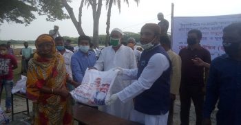 অসহায়, দুস্থ ও দরিদ্র মানুষ গলাচিপায় ২৫০টি পরিবারের মাঝে ত্রান বিতরণ