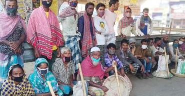 চোরের পেটে ত্রানের চাল, ক্ষুধায় কাঁদে নিরন্ন মানুষ