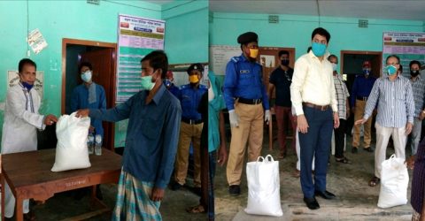 খান ফাউন্ডেশন ও দারুল আমান ইউনিয়ন পরিষদের চেয়ারম্যানের উদ্যোগে খাদ্য সামগ্রী বিতরণ