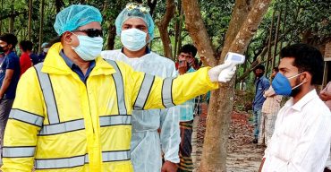 নওগাঁর আত্রাইয়ে সব প্রবেশ দ্বারে থার্মাল স্ক্যানার