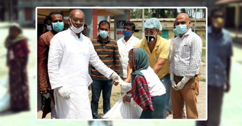 পিছিয়ে পরা রাখাইন পরিবারের মাঝে খাদ্য সহায়তা দিয়েছেন এমপি মহিব