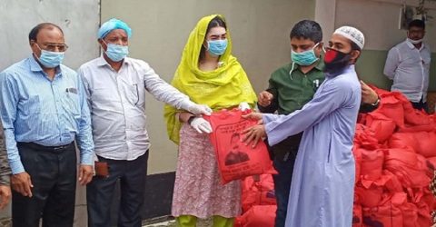 রংপুরের গঙ্গাচড়া ইউনিয়নে ইমাম মুয়াজ্জিনদের মাঝে খাবার সামগ্রী বিতরণ