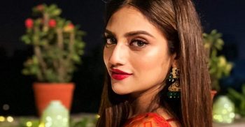 সেহরিতে রোজার শুভেচ্ছা জানালেন নুসরাত জাহান (ভিডিও সহ)