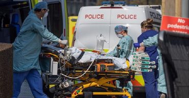 ব্রিটেনে গত ২৪ ঘন্টায় সর্বাধিক রেকর্ড সংখ্যক মৃত্যু-৯৮০ মোট সংখ্যা-৮,৯৫৮ জনে