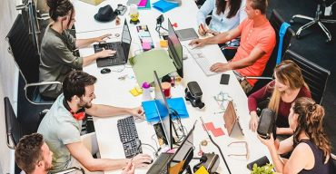 করোনায় বেকার হওয়ার আশঙ্কায় বিশ্বের ৩৩০ কোটি মানুষ