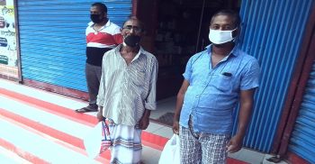 কলাপাড়ায় ক্ষুদ্র ব্যবসায়ীদের খাদ্য সহায়তা প্রদান