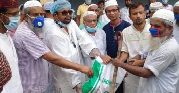 করোনায় অসহায়দের মাঝে ইব্রাহীম মোল্লার ঈদ খাদ্য সামগ্রী বিতরন
