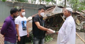 ঝিনাইদহ র‌্যাব-৬ এর পক্ষ থেকে আম্ফানে ক্ষতিগ্রস্থদের র‌্যাবের বাসস্থান নির্মান ও ত্রান প্রদান