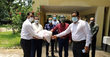 করোনায় ক্ষতিগ্রস্থদের জন্য পুলিশ সুপারের ত্রাণ তহবিলে ব্যাংক অফিসার্স এসোসিয়েশন এর অনুদান প্রদান