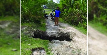 নীলগঞ্জ ইউনিয়নের সুলতানগঞ্জ থেকে নবাবগঞ্জে যাতায়াত সড়ক ও কালভার্ট এখন মরণফাঁদ
