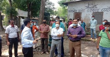 গলাচিপায় তহশিল অফিস ও ইউপি স্বাস্থ্য কেন্দ্রের জমির সীমানা বিরোধ সরেজমিনে জেলার দুই কর্মকর্তা