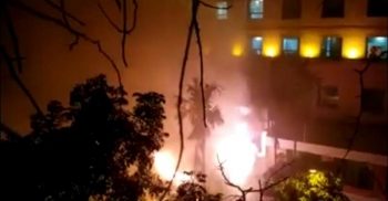 আগুন না নিভিয়ে তারা ভিডিও করতেই ব্যস্ত ছিলেন!